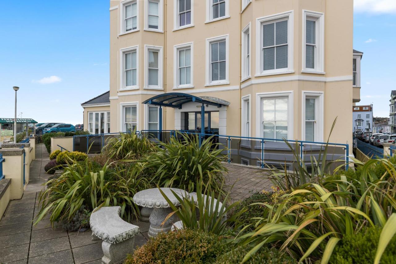 3 South Beach Court - Cosy Seafront Apartment Tenby Exterior photo