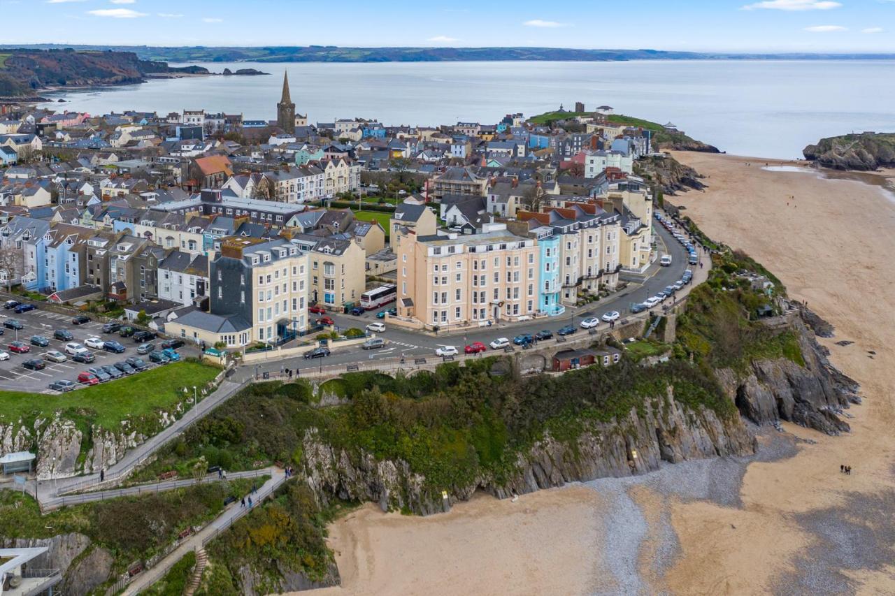 3 South Beach Court - Cosy Seafront Apartment Tenby Exterior photo